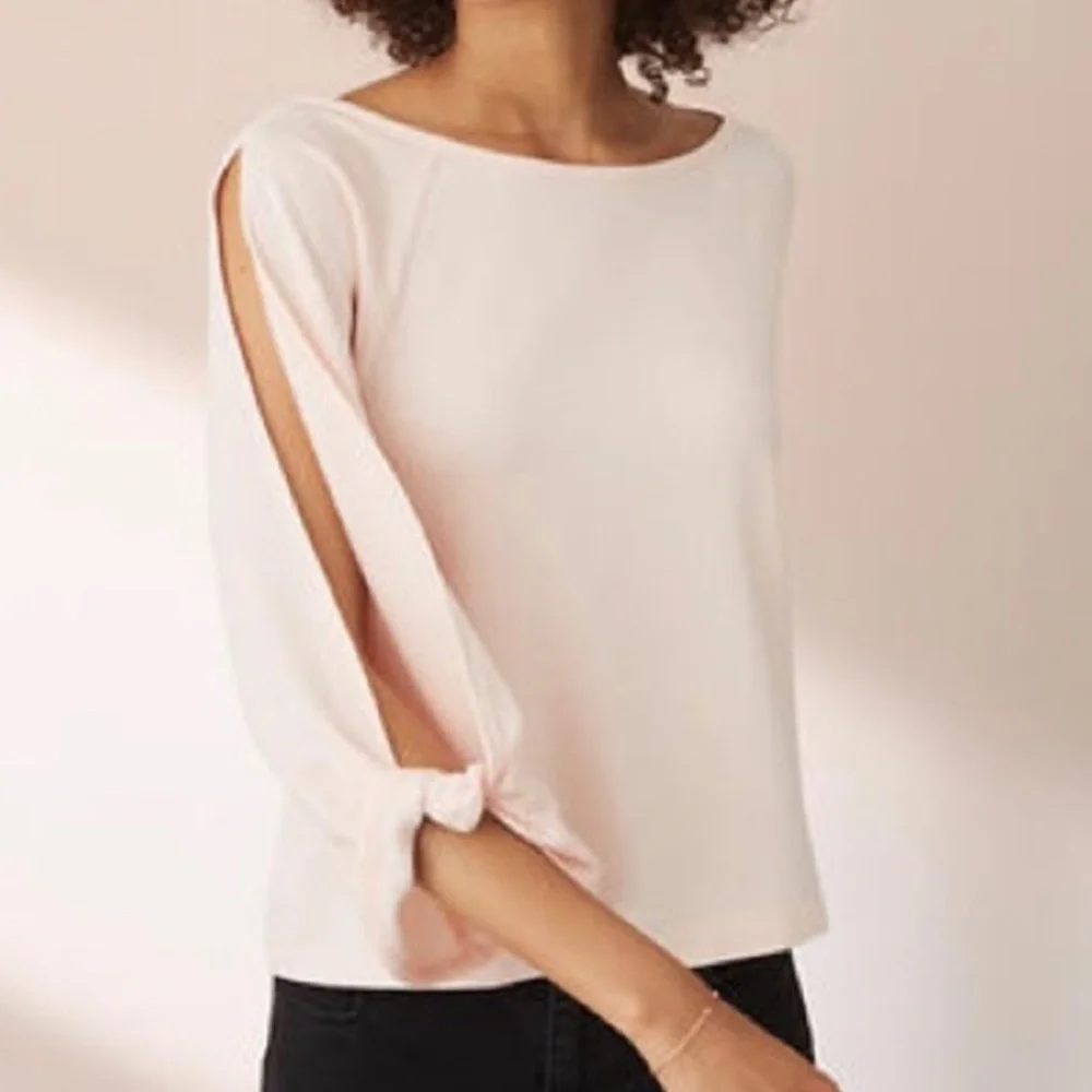 NEW Lou & Grey Light Pink Sweater Size M - Picture 1 of 8